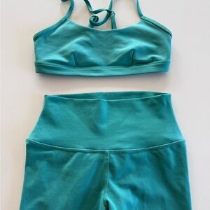 Alo Ocean Teal Leggings Set- XS